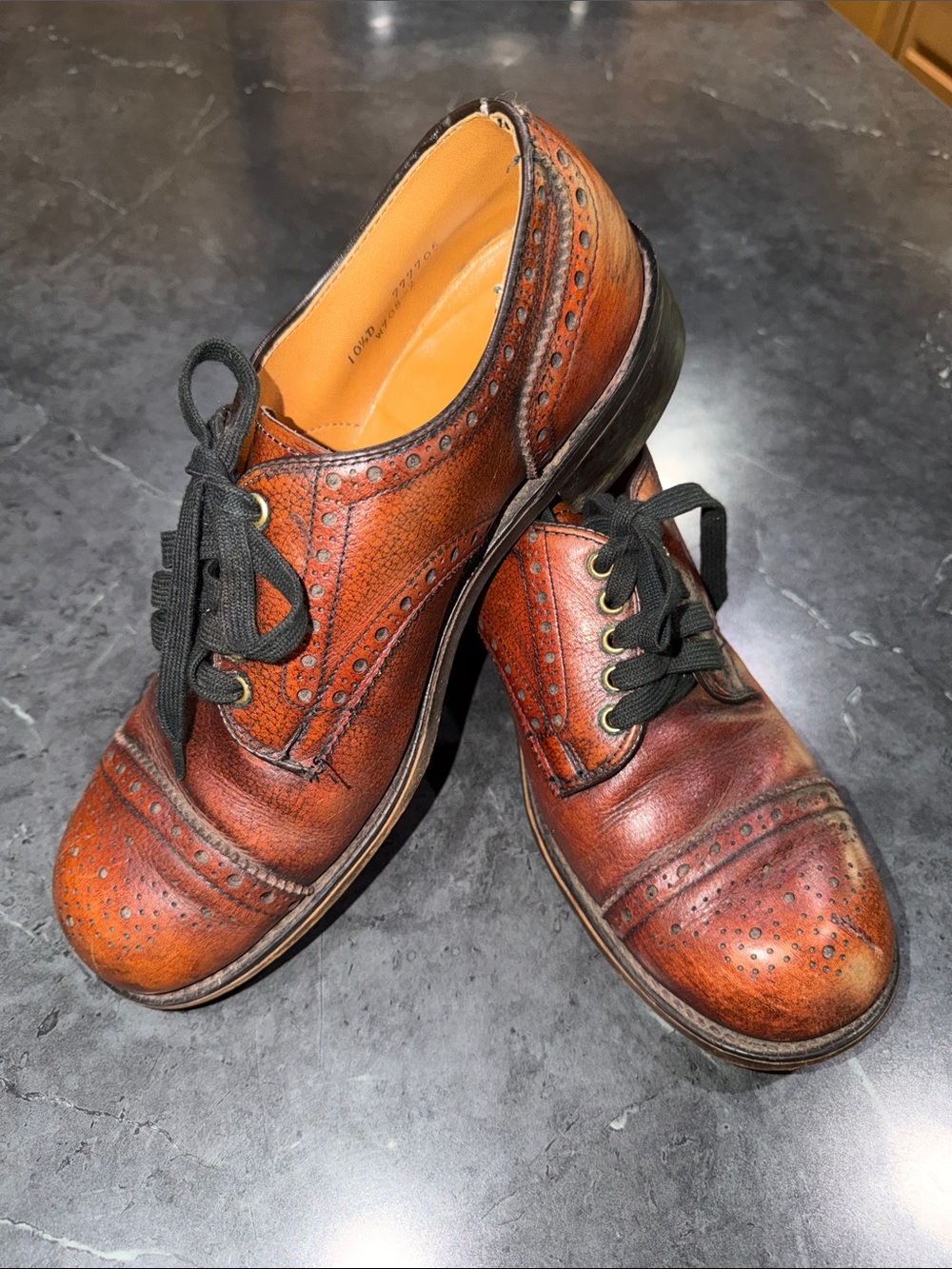 Vintage 10.5 D Classic Men’s Wingtip Dress Shoes - Brown